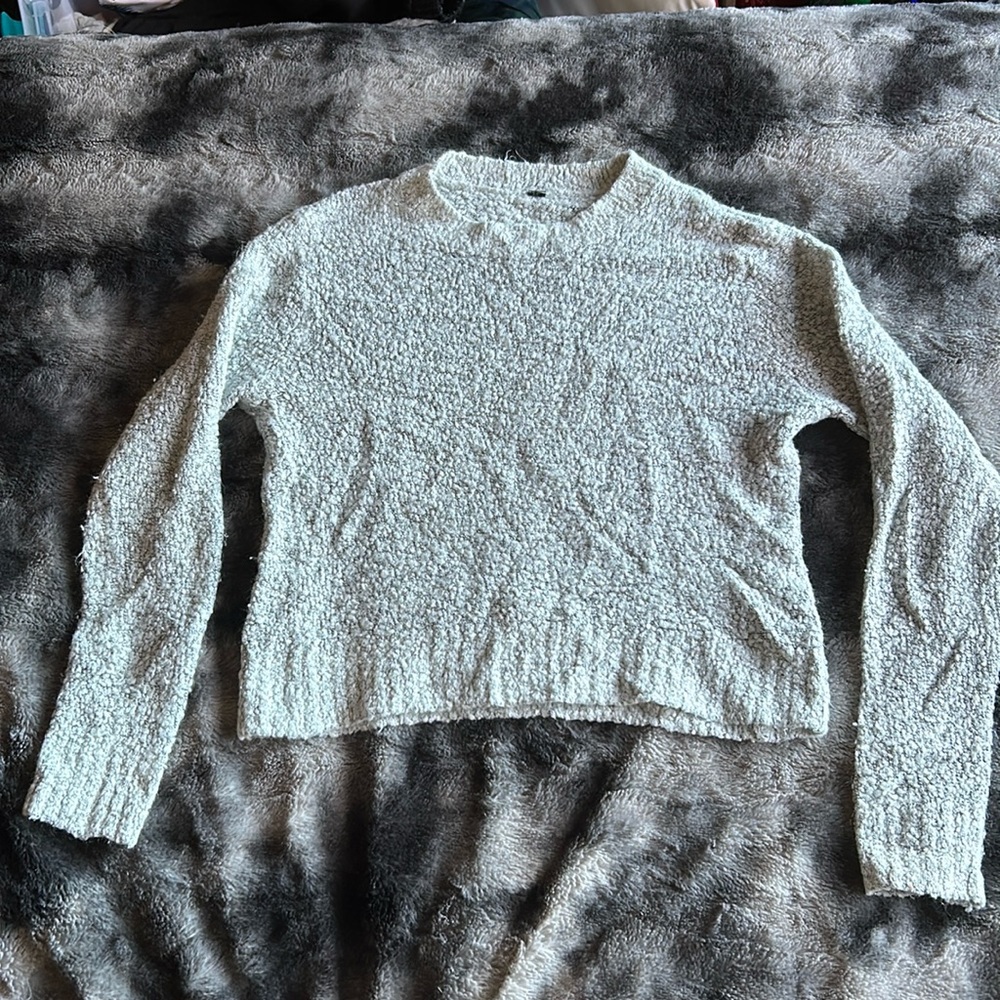 XS light grey sweater from kohl’s